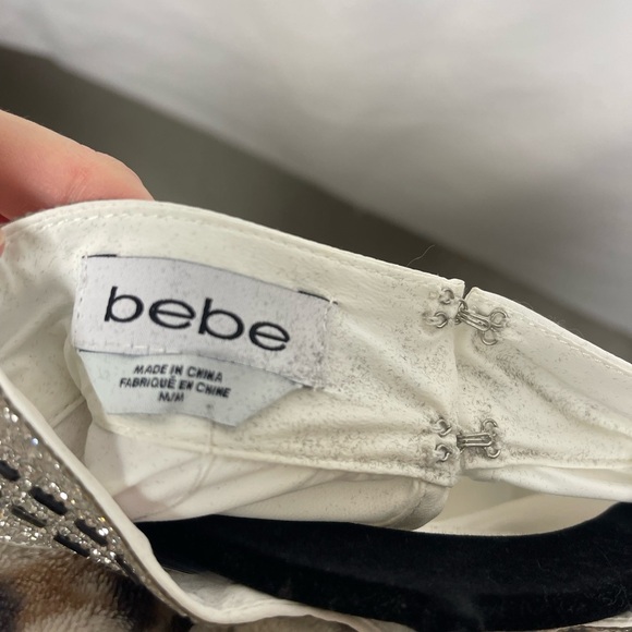 Bebe Embellished Keyhole Long Sleeve Top - Picture 8 of 10